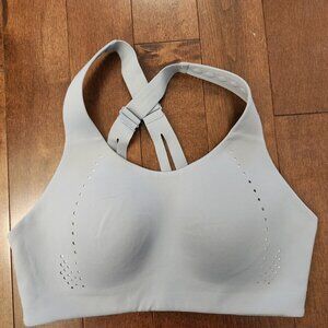 Lululemon women's bra in gray in size 32D